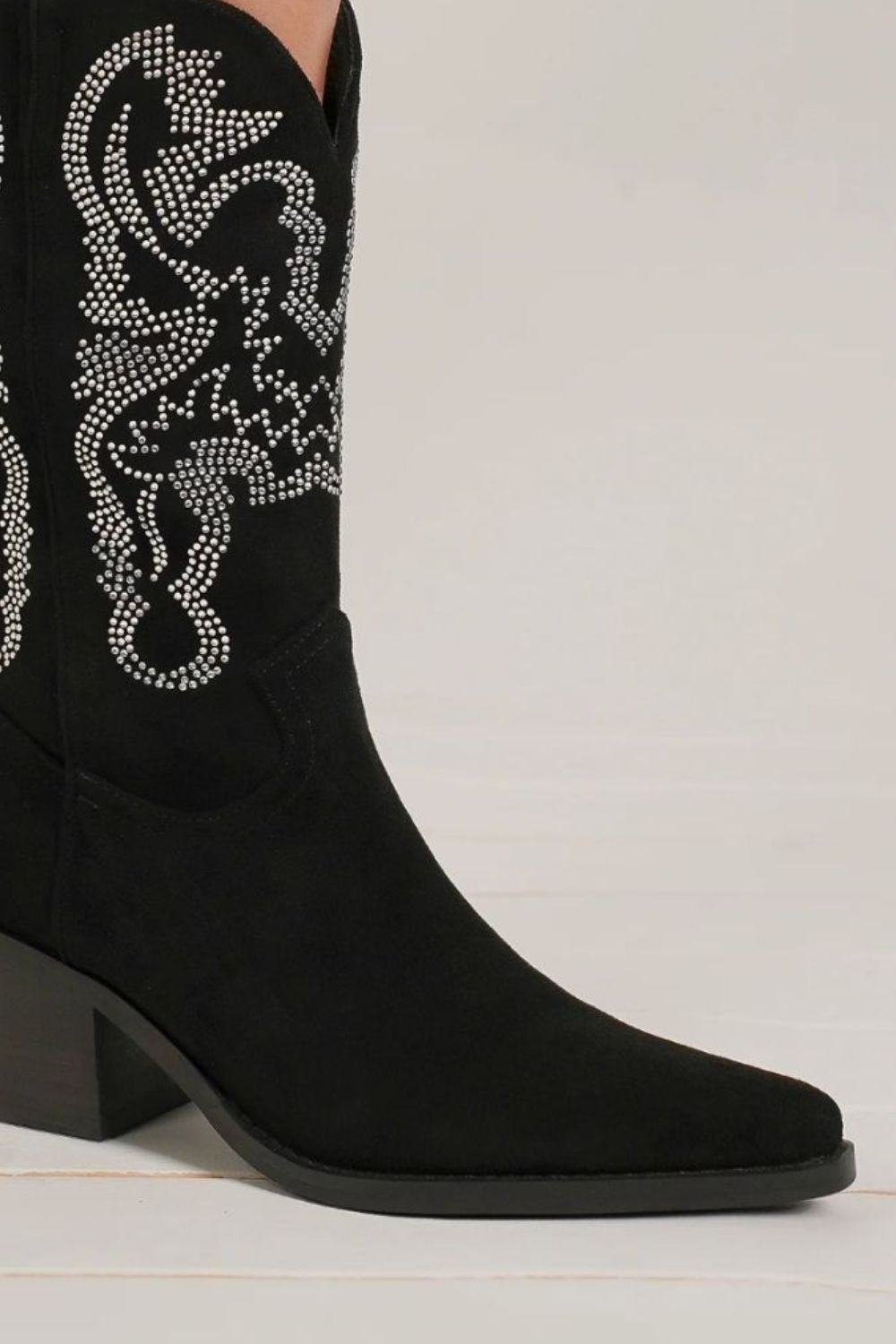 Boots start Walking Rhinestone Detail Point Toe Boots