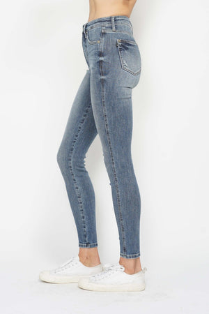 Judy Blue Full Size Tummy Control Contrast Wash Skinny Jeans