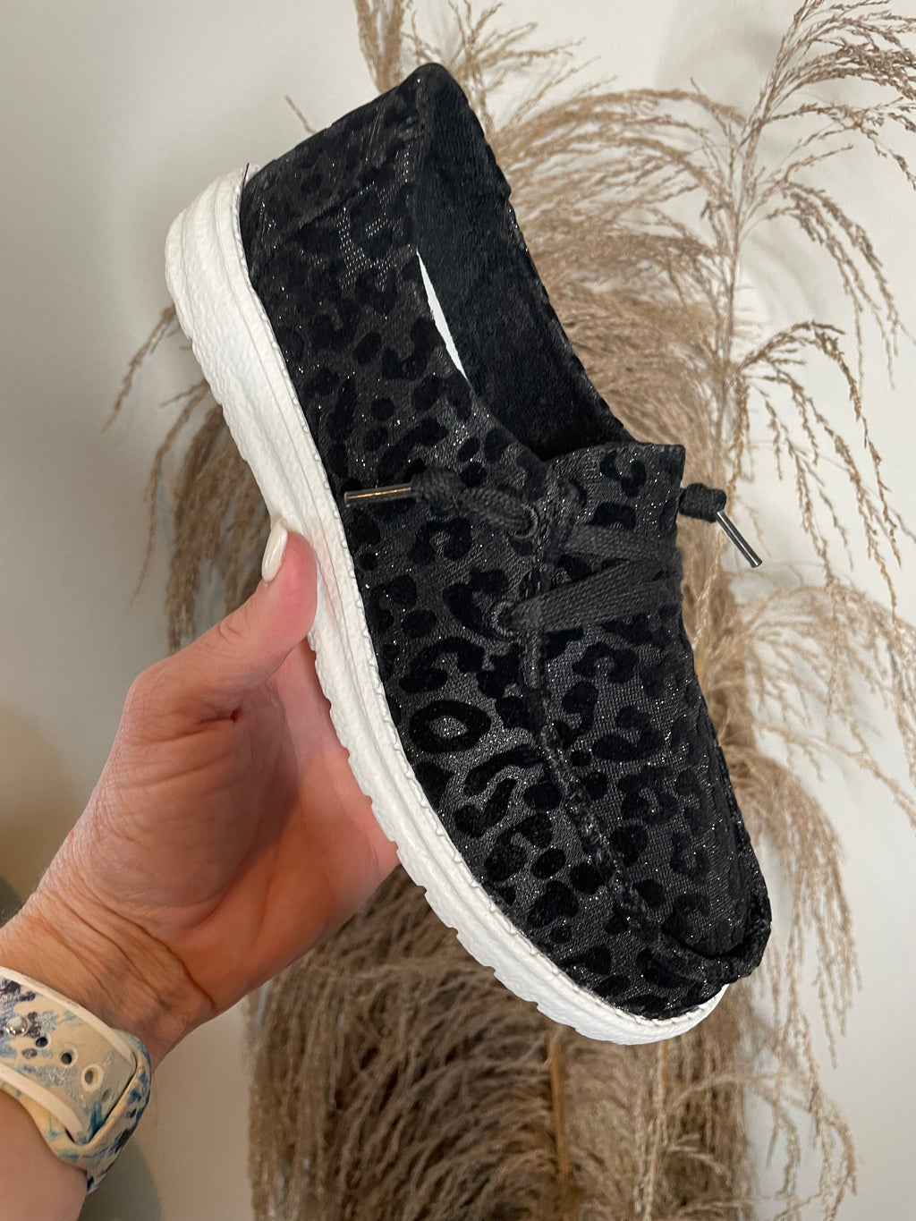 To The Moon Gypsy Jazz Black Leopard Sneaker