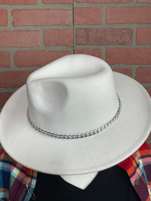"Sedona" White Chain Hat