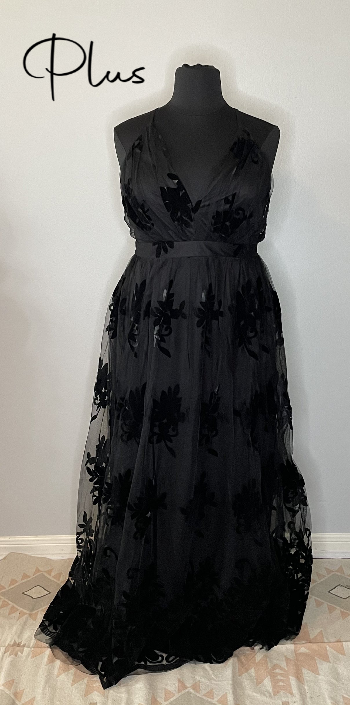 Midsummers Night Dress ~ Plus ~ Black